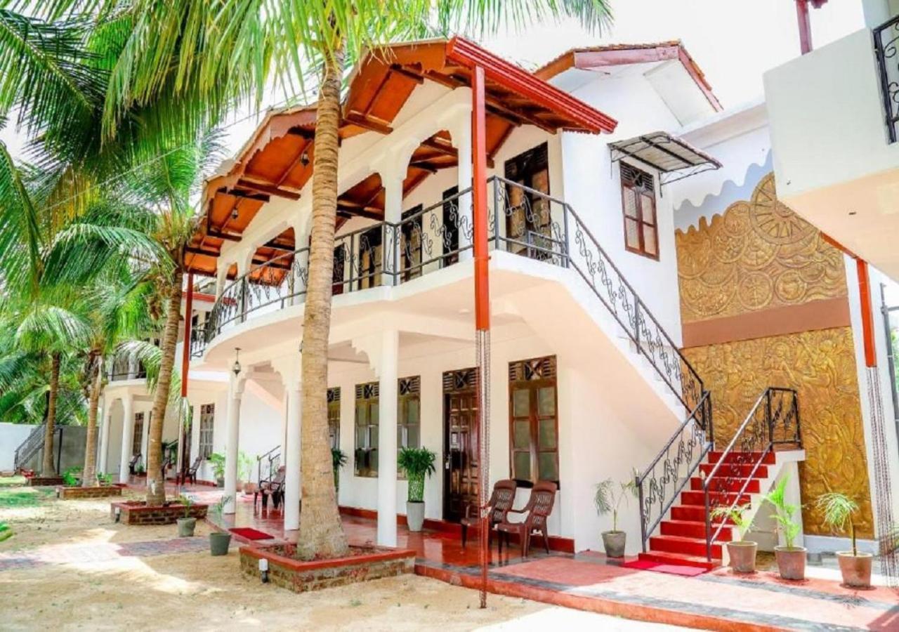 Crescent Sea Resort Nilaveli Exterior foto
